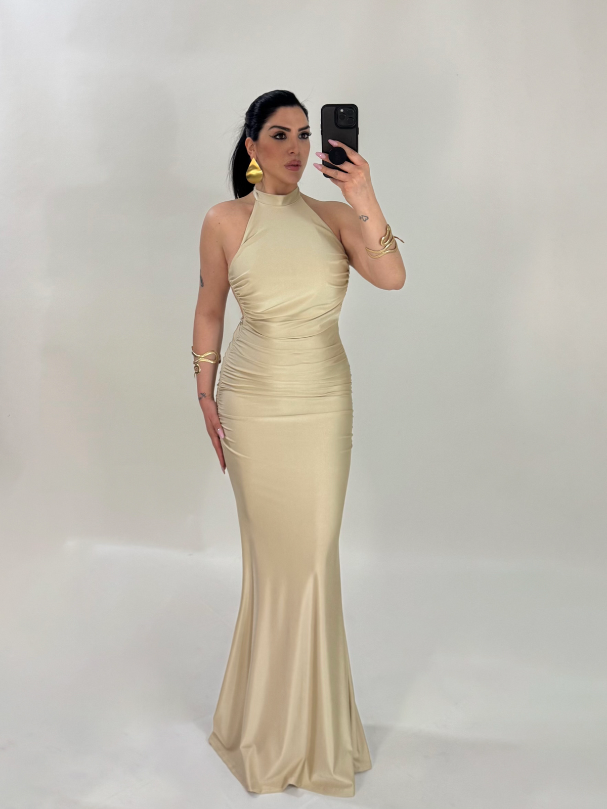 Mermaid-style long dress with back neckline “The Best”