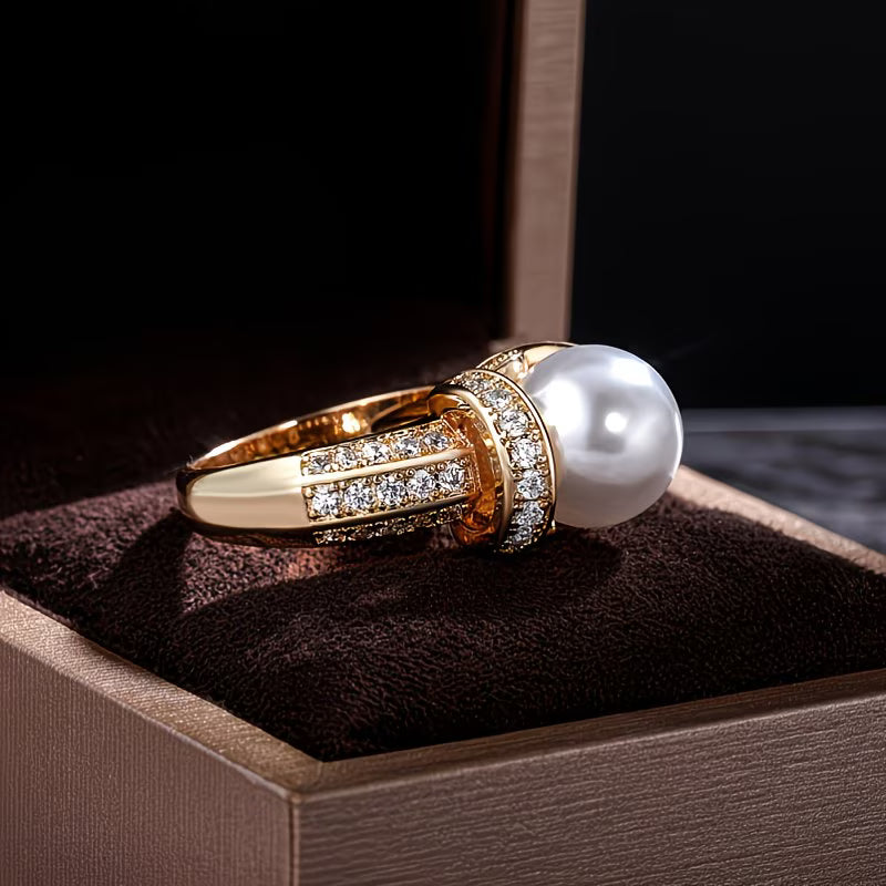 REGINA | THE CROWN PEARL RING