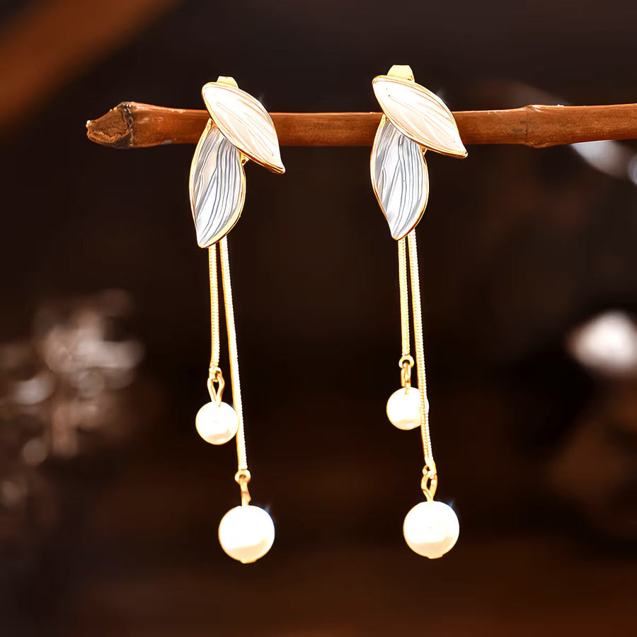 LORELEI | LONG PEARL LEAF EARRINGS