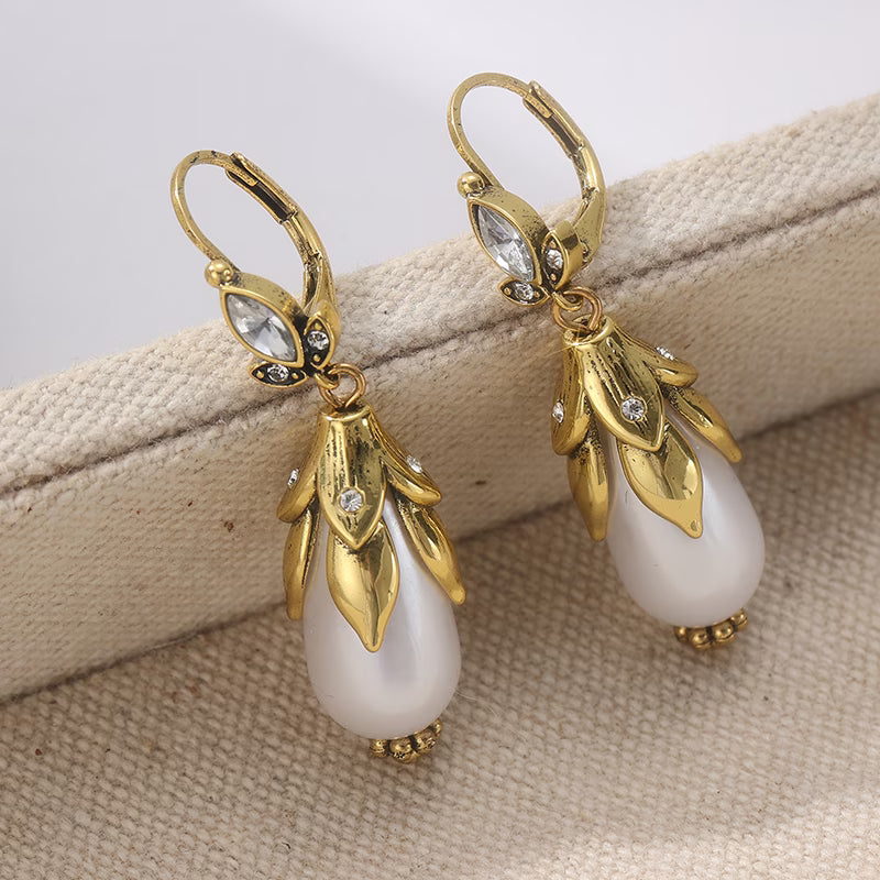 FERN | VINTAGE BOTANICAL PEARL EARRINGS