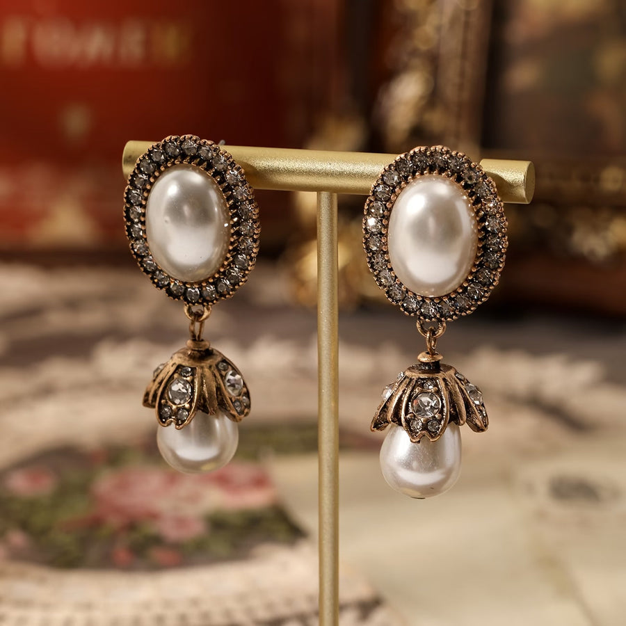 ELOISE | VINTAGE PEARL FRAME DROP EARRINGS