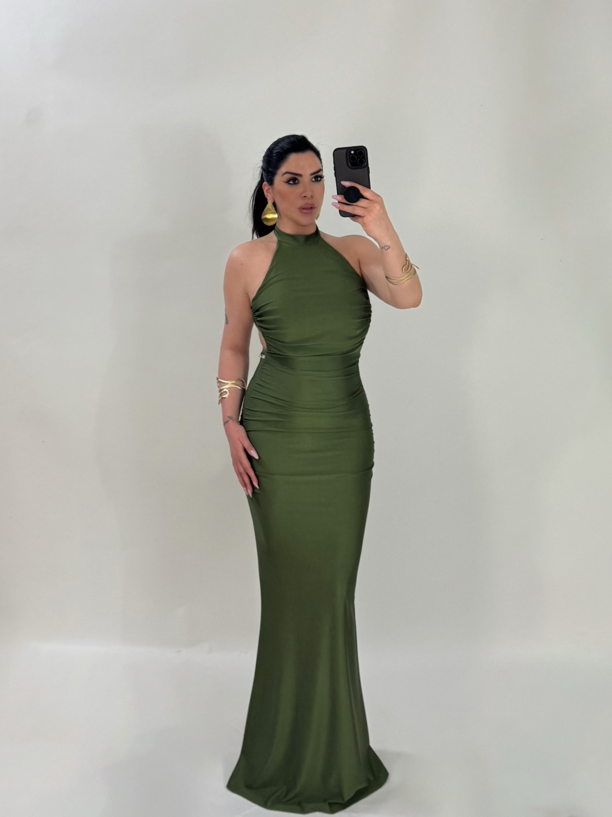 Mermaid-style long dress with back neckline “The Best”