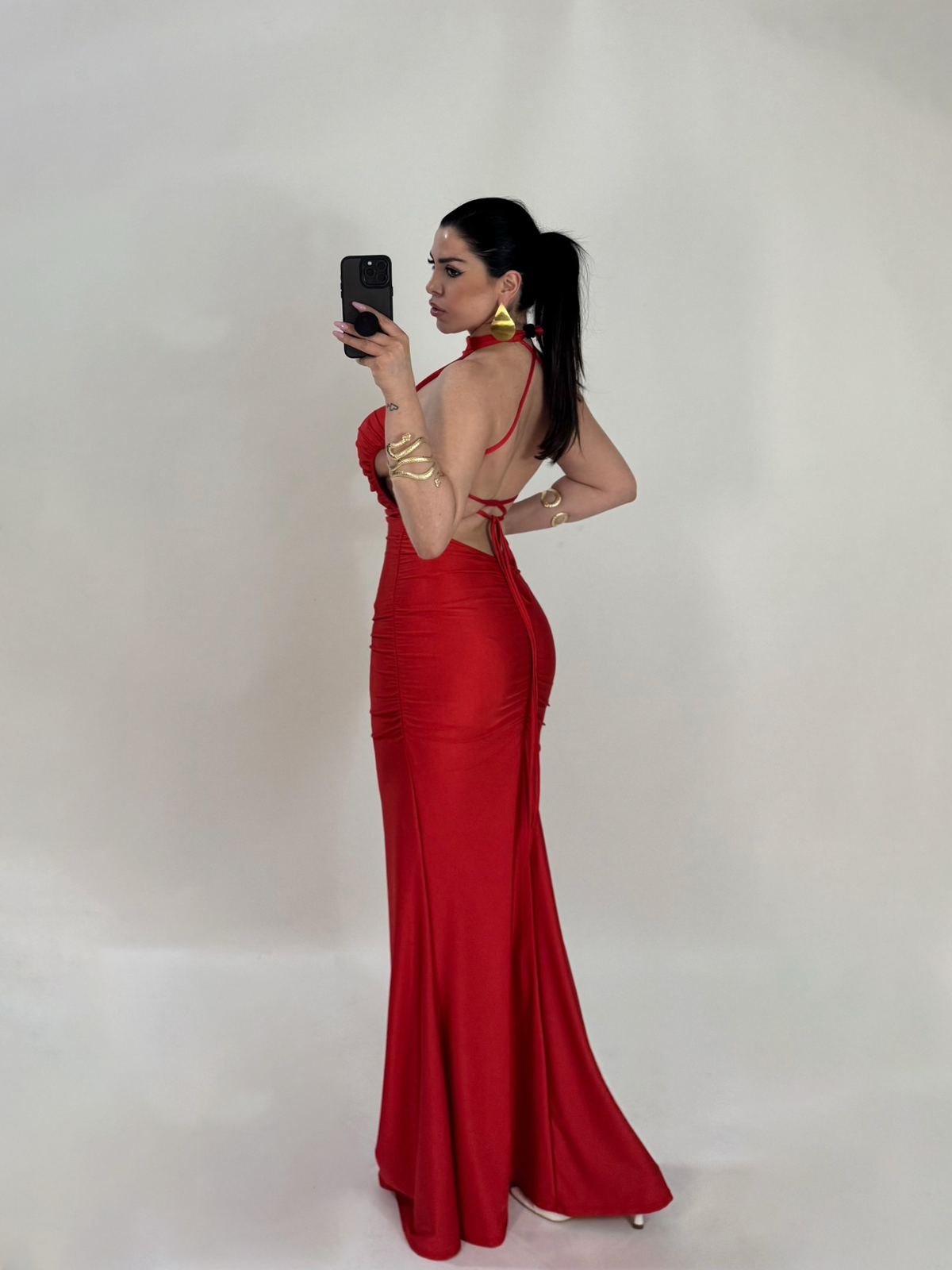 Mermaid-style long dress with back neckline “The Best”