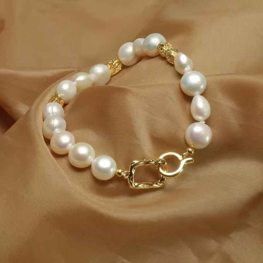 ISADORA | ELEGANT BAROQUE PEARLS BRACELET