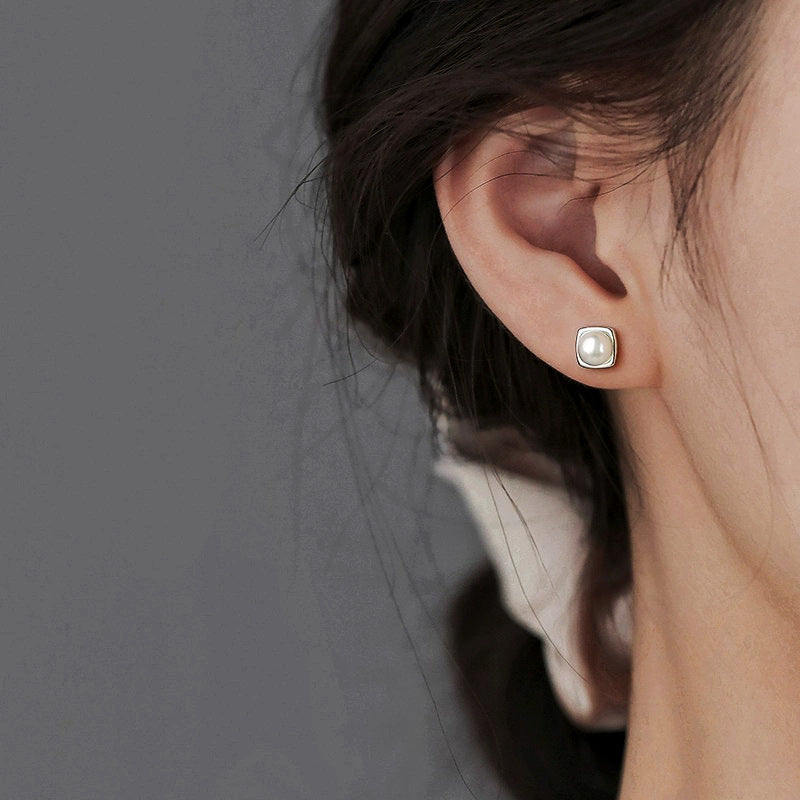 CAMILLE | CLASSIC FRESHWATER PEARL DROP EARRINGS