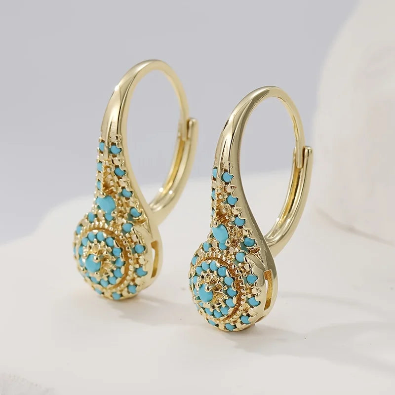 FIORA | ELEGANT PEARL BLOOM EARRINGS