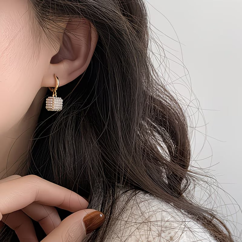 CUBELLA | PEARL CUBE EARRINGS