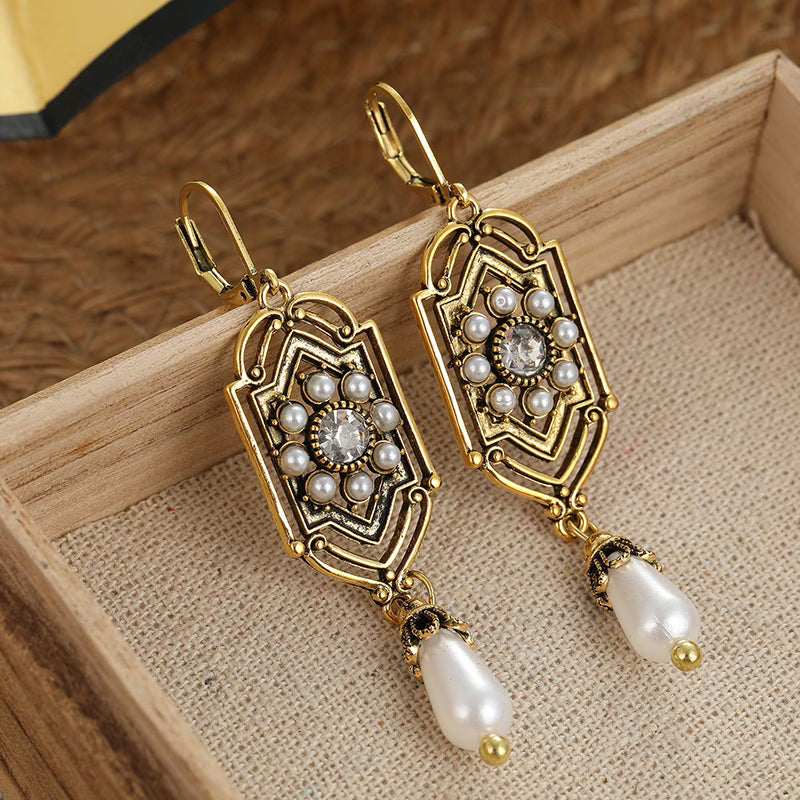 ADELINA | VINTAGE GOLDEN INLAID PEARL EARRINGS