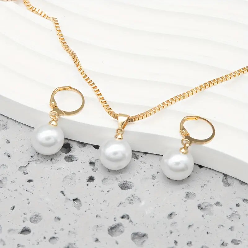 GRACELYN | ELEGANT GRACEFUL PEARL NECKLACE SET