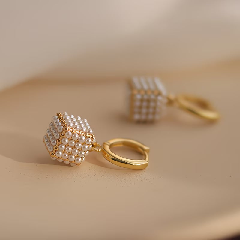 CUBELLA | PEARL CUBE EARRINGS