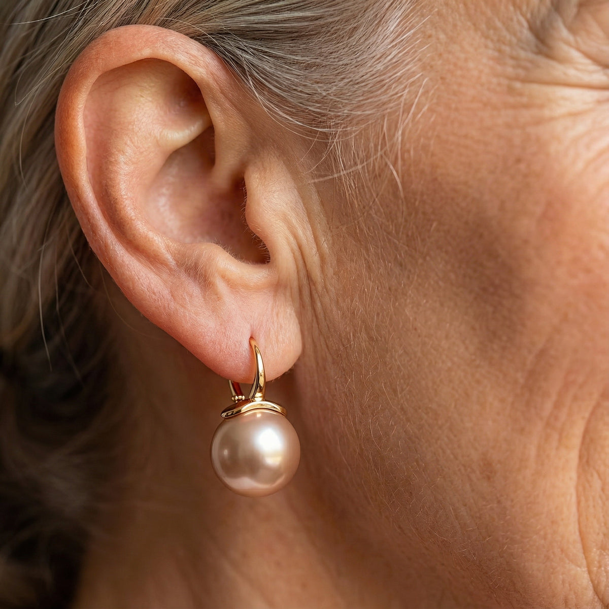 PERLA | TOUCH OF PEARLS EARRINGS
