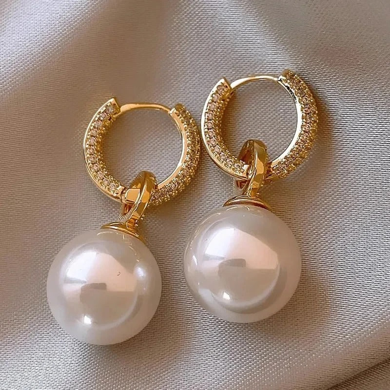 LUCIANA | DAZZLING PEARL EARRINGS