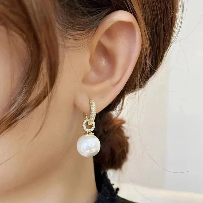 LUCIANA | DAZZLING PEARL EARRINGS