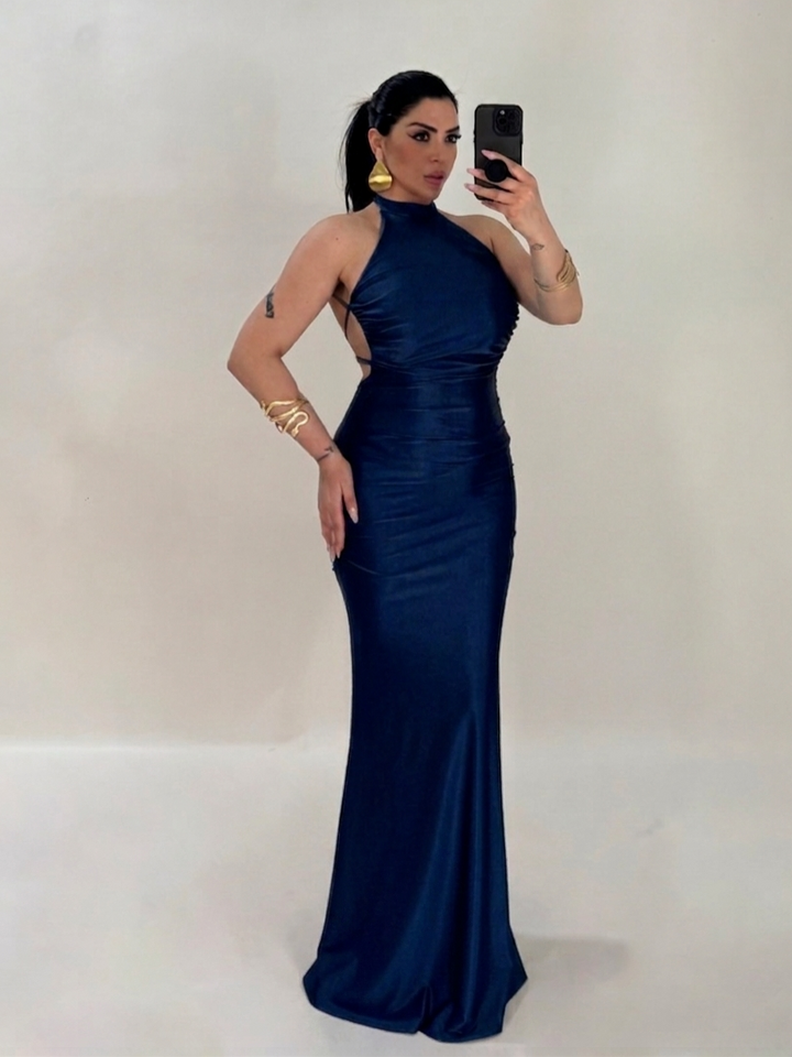 Mermaid-style long dress with back neckline “The Best”
