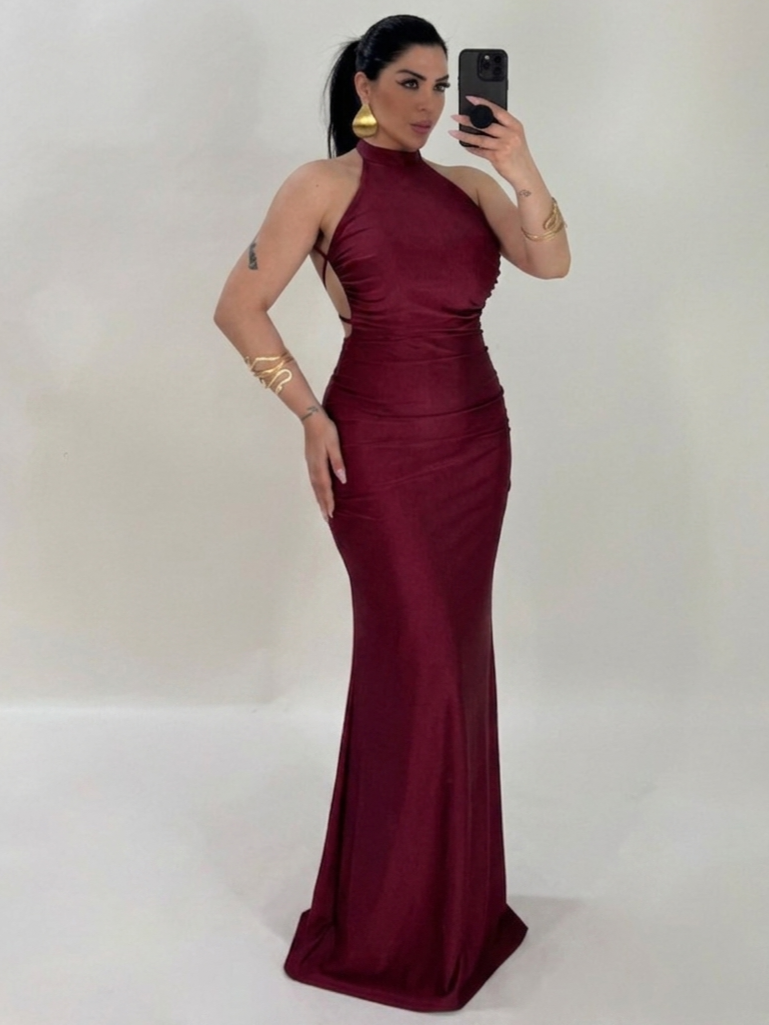 Mermaid-style long dress with back neckline “The Best”