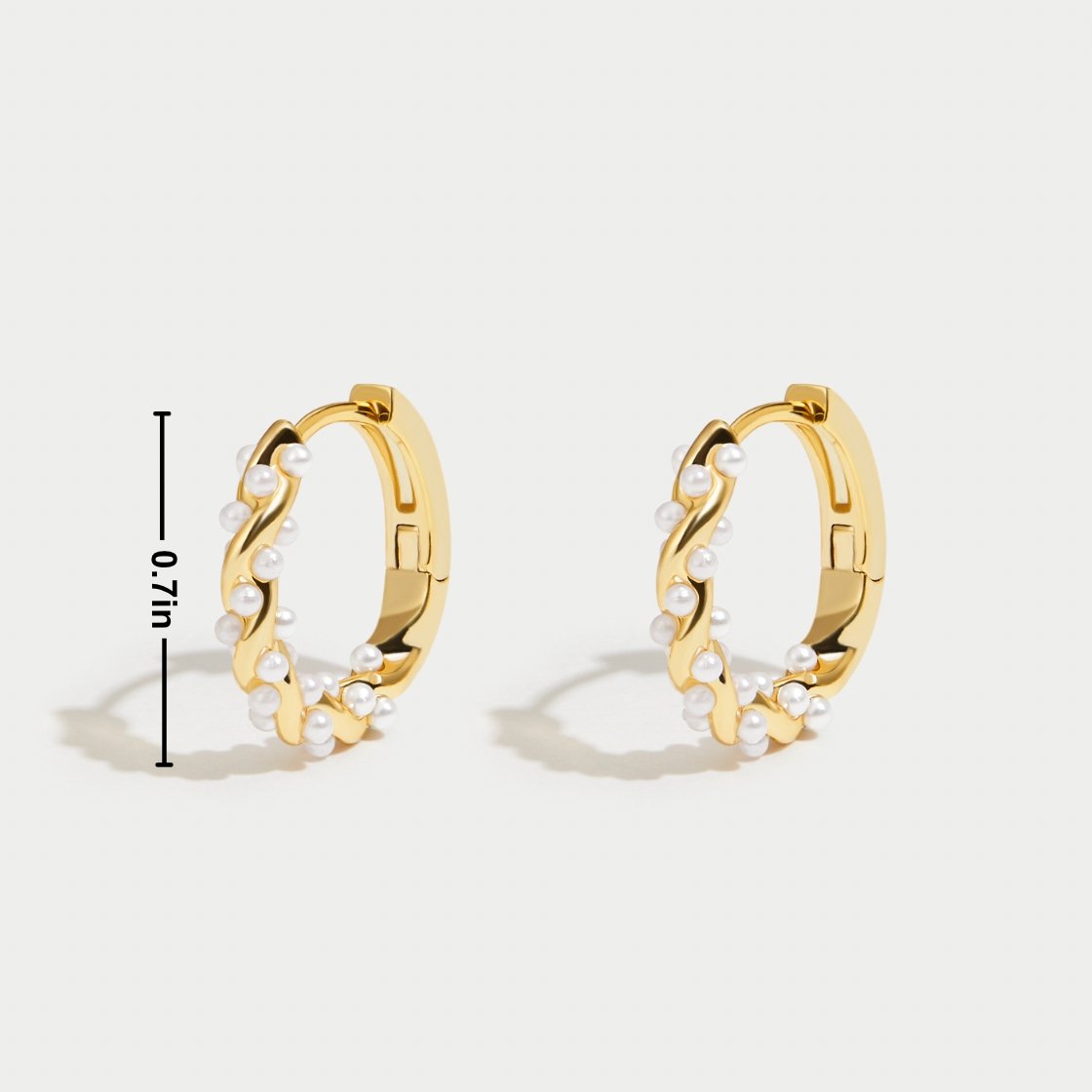 TWYLA | TWIRLED PEARL HOOP EARRINGS